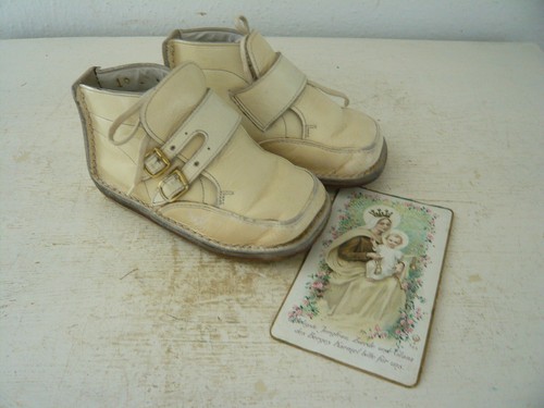 Alte kinderschuhe heiligenbild - alte,